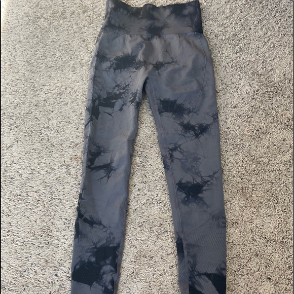 Scrunch booty leggings - Picture 1 of 4